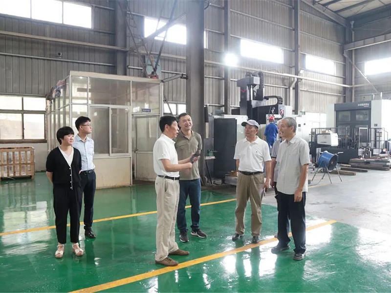 Predstavnik Provincijskog narodnog kongresa Gu Xiaobo i njegova delegacija otišli su u Meige Machinery kako bi proveli aktivnosti istraživanja talenata